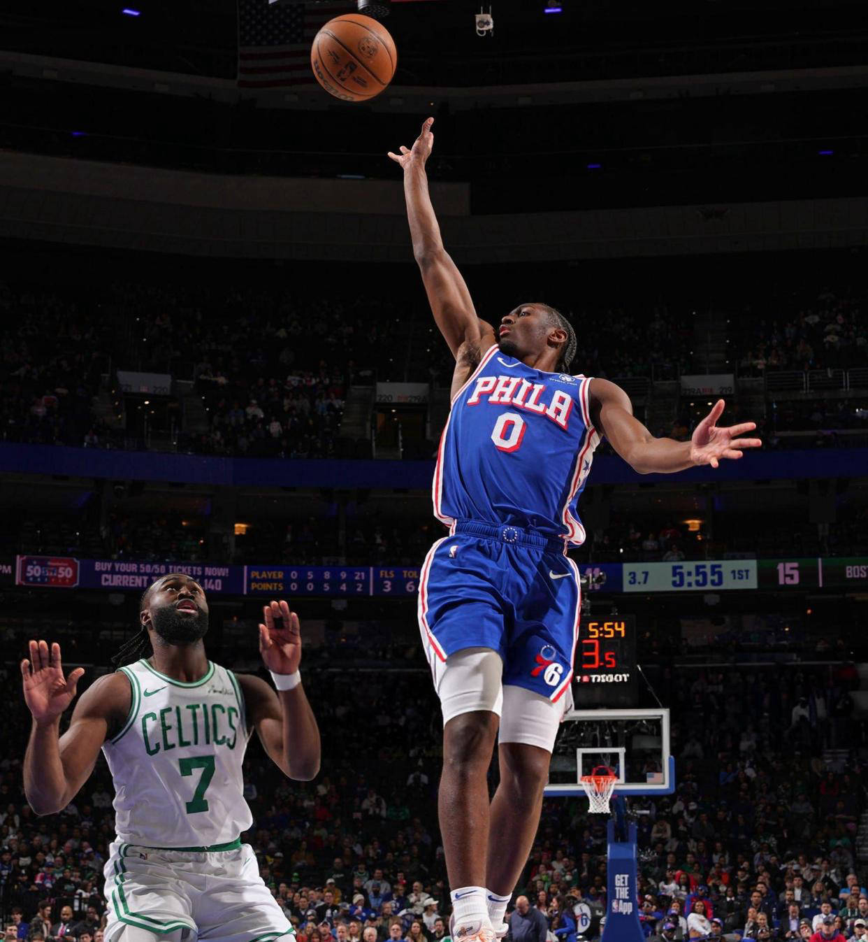 老鹰三巨头联手，球队未来可期得分突破，助攻爆棚冲击季后赛！的简单介绍